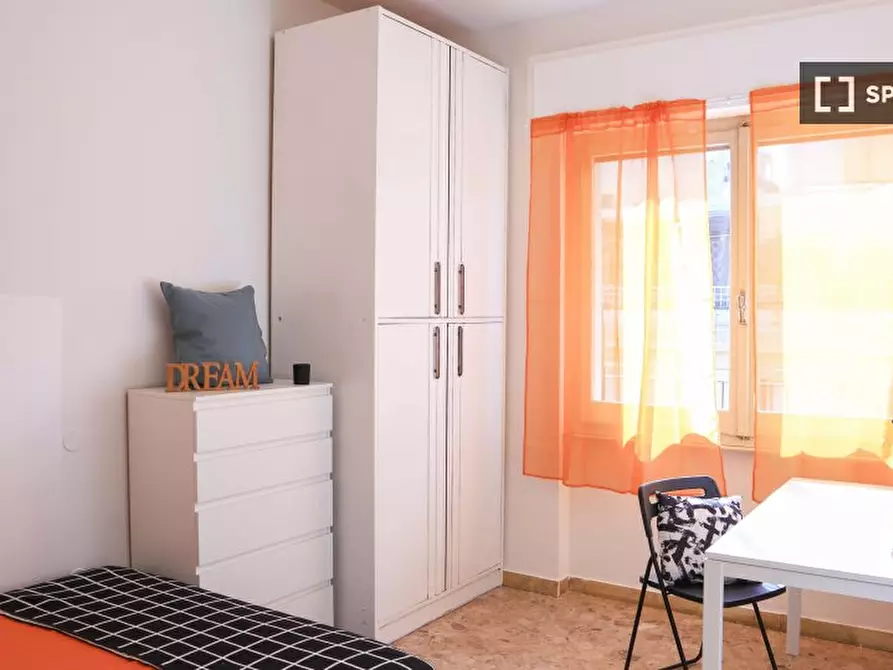 Immagine 8 di Camera condivisa in affitto  in Via Ariosto n a Cagliari