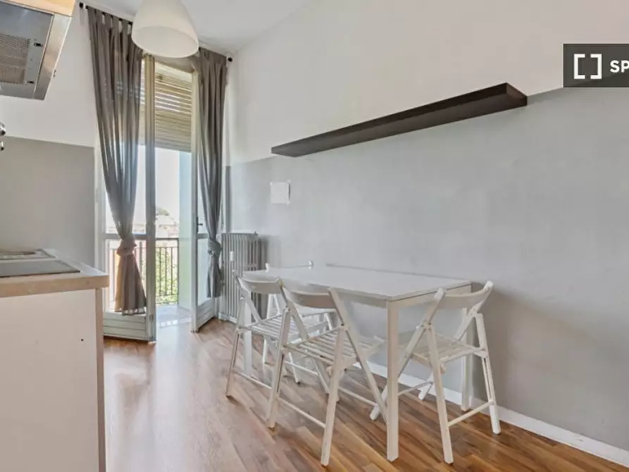 Immagine 10 di Camera condivisa in affitto  in Corso Di Porta Romana/A a Milano