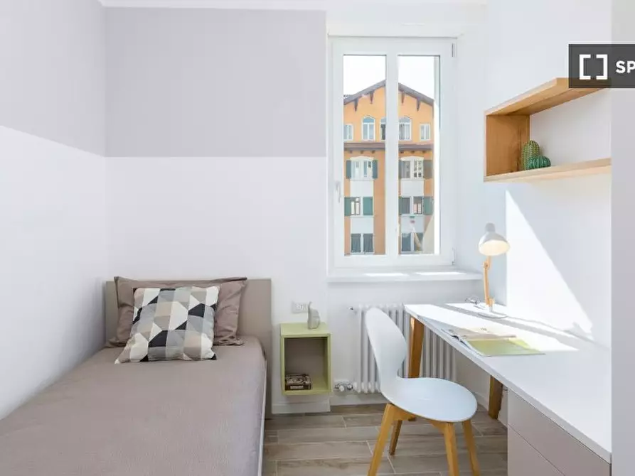 Immagine 2 di Camera condivisa in affitto  in Via Damiano Chiesa a Trento