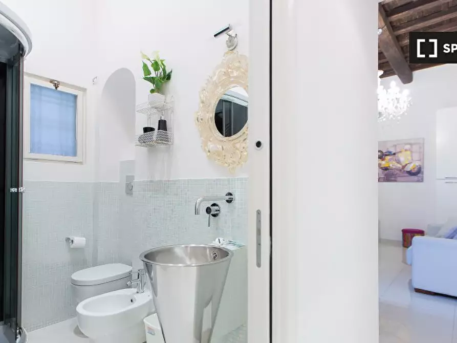 Immagine 19 di Appartamento in affitto  in Via della Consulta a Roma