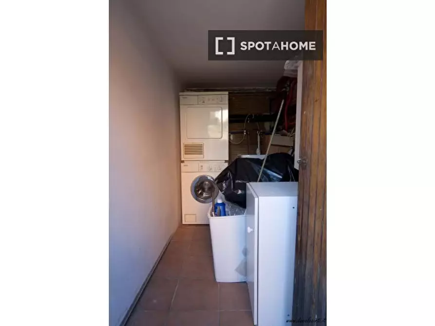 Immagine 5 di Appartamento in affitto  in Via della Cisa a Roma