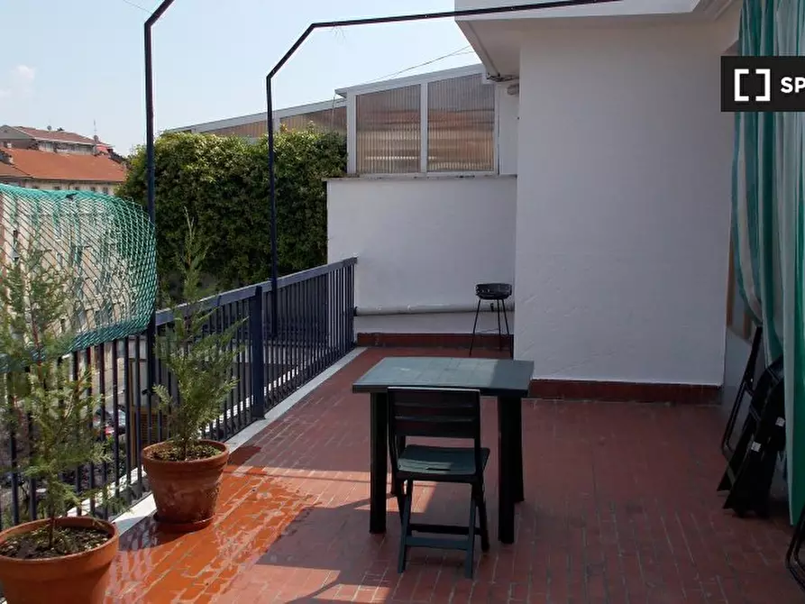 Immagine 8 di Camera condivisa in affitto  in Via Ellero a Torino