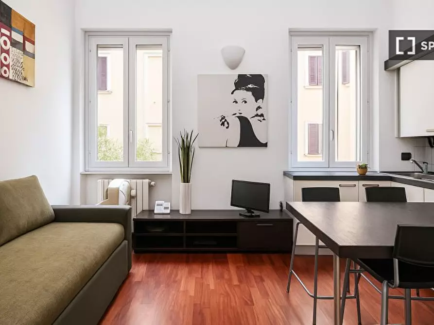 Immagine 1 di Appartamento in affitto  in Via Lodovico Muratori a Milano