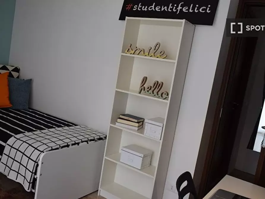 Immagine 15 di Camera condivisa in affitto  in Zadei a Brescia