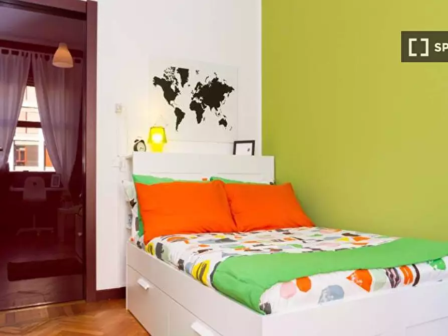 Immagine 1 di Camera condivisa in affitto  in Via Larga a Milano