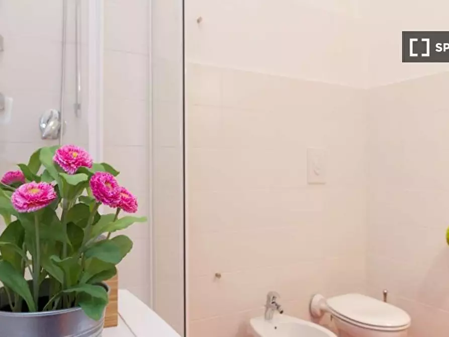 Immagine 19 di Camera condivisa in affitto  in Via Carlo Farini a Milano