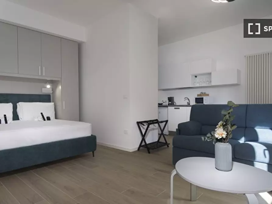 Immagine 5 di Appartamento in affitto  in Viale Giustiniano Imperatore a Roma