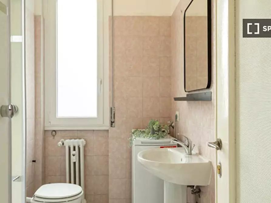 Immagine 17 di Camera condivisa in affitto  in Via Francesco Reina a Milano