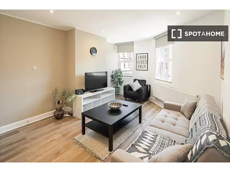 Immagine 9 di Appartamento in affitto  in Berwick St a 