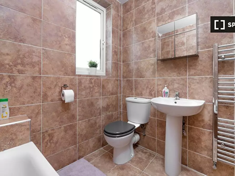 Immagine 4 di Appartamento in affitto  in Downham Rd a Islington