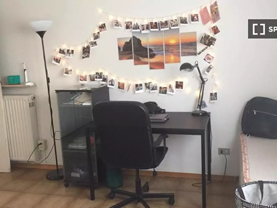 Immagine 3 di Camera condivisa in affitto  in Via Santa Croce a Bologna