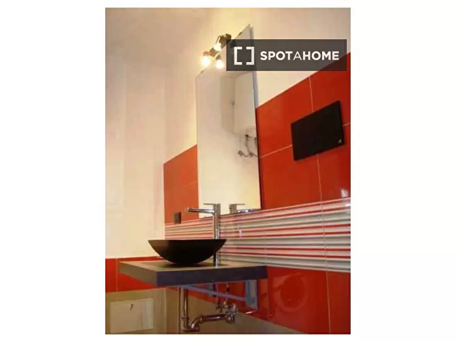 Immagine 7 di Appartamento in affitto  in Via Sacchetto a Roma