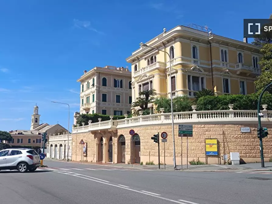 Immagine 13 di Appartamento in affitto  in Via Felice Cavallotti a Genova