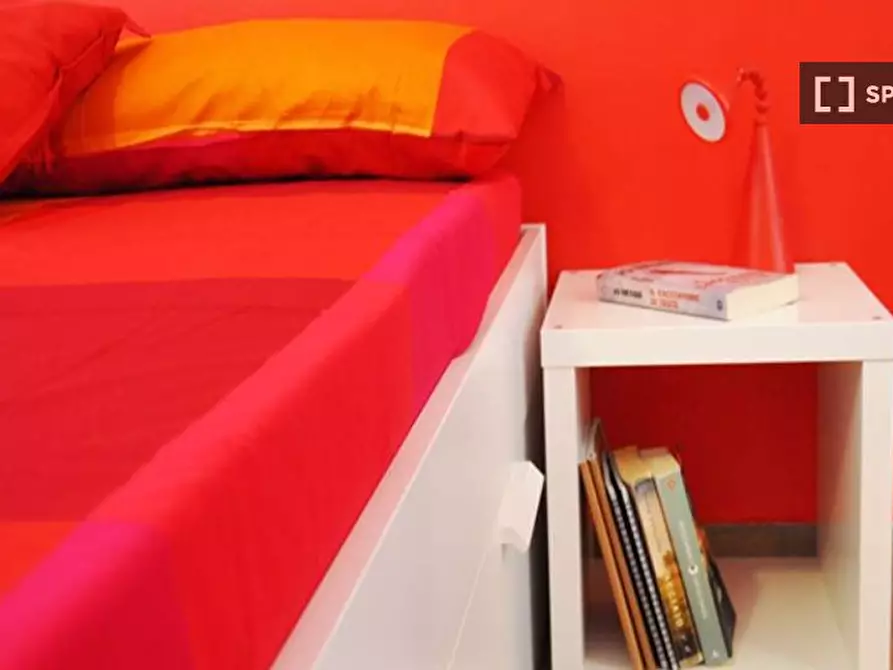 Immagine 3 di Camera condivisa in affitto  in Via Plinio a Milano