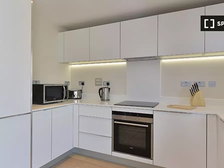 Immagine 7 di Appartamento in affitto  in Sudrey St a Camberwell