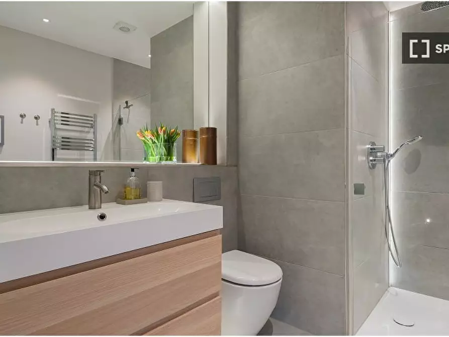 Immagine 7 di Appartamento in affitto  in Kensington High St a Kensington