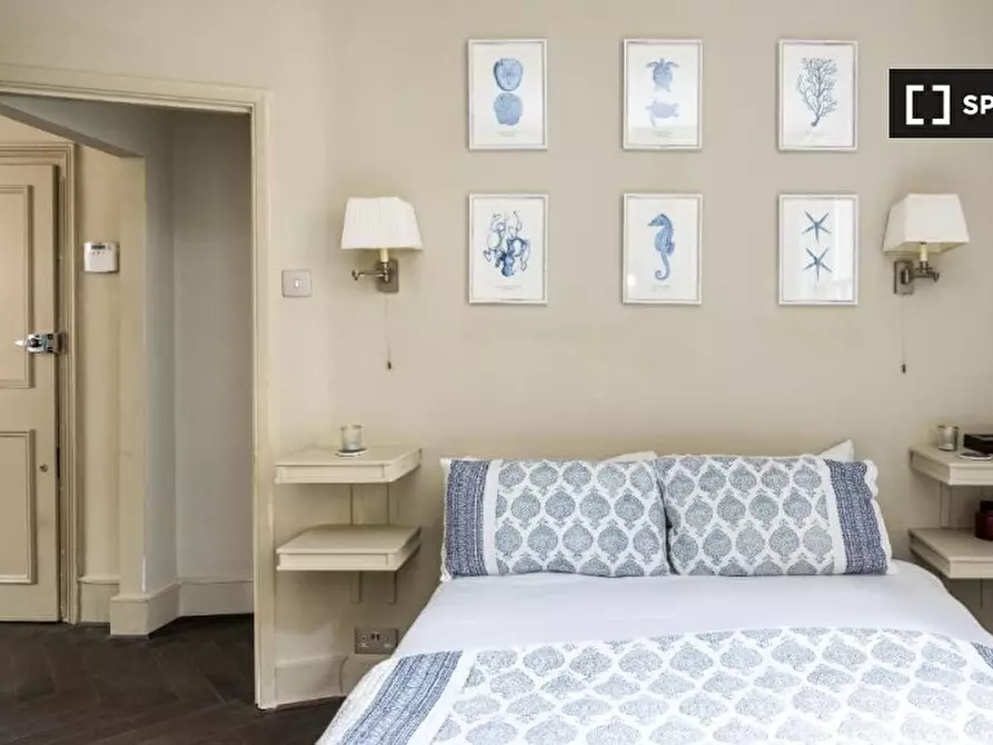 Immagine 3 di Appartamento in affitto  in Ingelow Rd a Lambeth