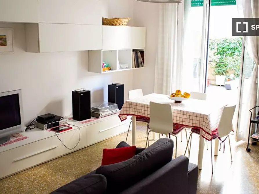 Immagine 6 di Camera condivisa in affitto  in Via Bolzano a Roma