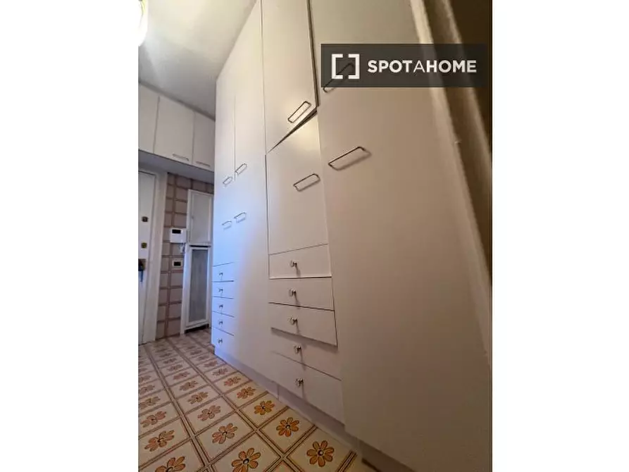 Immagine 1 di Camera condivisa in affitto  in Via Romeo Rodriguez Pereira a Roma
