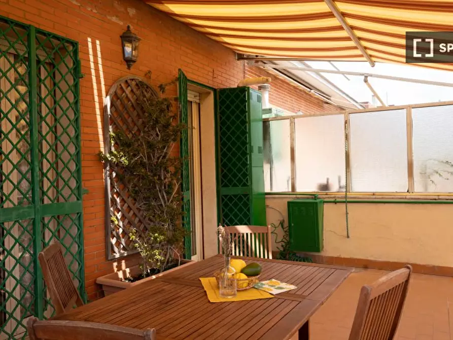 Immagine 12 di Appartamento in affitto  in Via delle Triremi a Roma