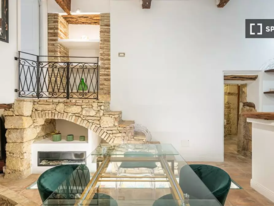 Immagine 2 di Appartamento in affitto  in Via Corte D'Appello a Cagliari