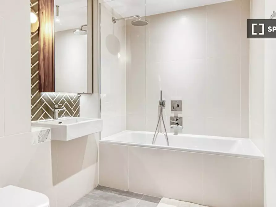Immagine 15 di Appartamento in affitto  in City Rd a Islington