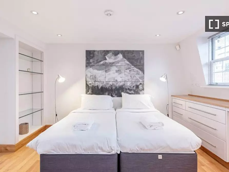 Immagine 19 di Appartamento in affitto  in Hatherley St a 