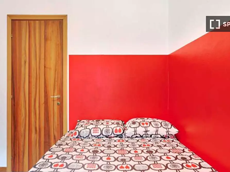 Immagine 1 di Camera condivisa in affitto  in Via Jacopo della Quercia Milan a Milano