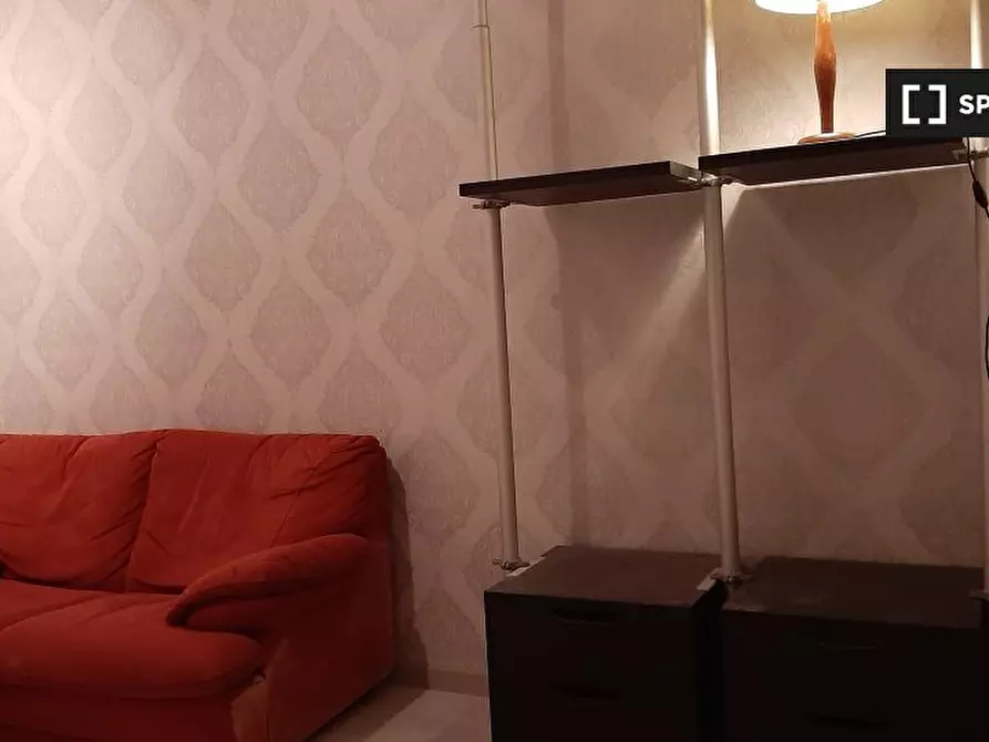 Immagine 2 di Camera condivisa in affitto  in Via Sanità a Napoli