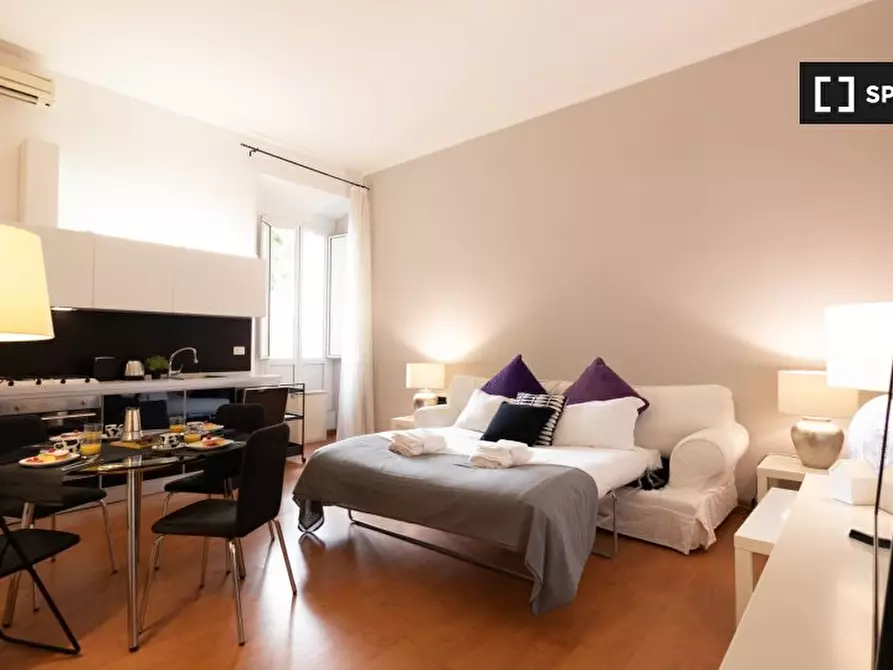 Immagine 5 di Appartamento in affitto  in Via Aurora a Roma