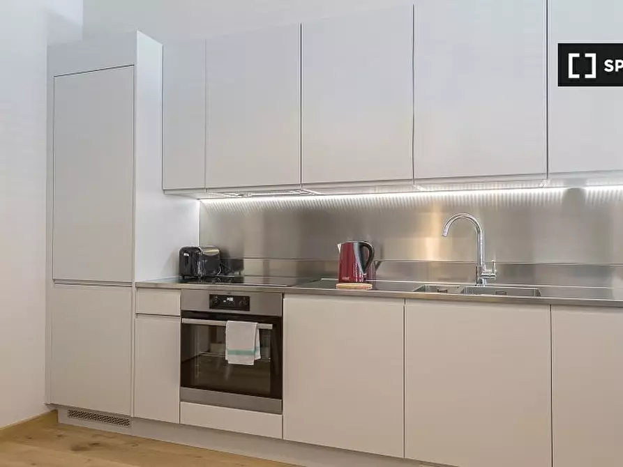 Immagine 6 di Appartamento in affitto  in Red Lion St a Camden Town