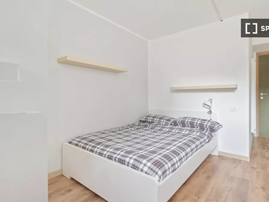 Immagine 3 di Camera condivisa in affitto  in Via Ernesto Breda a Milano