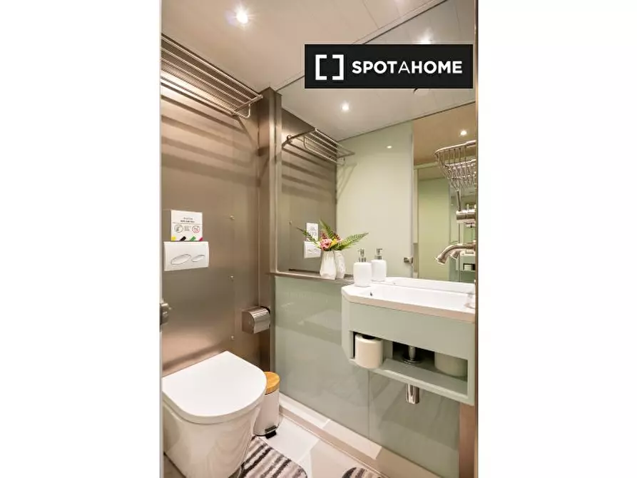 Immagine 8 di Ufficio in affitto  in Western Ave a Ealing