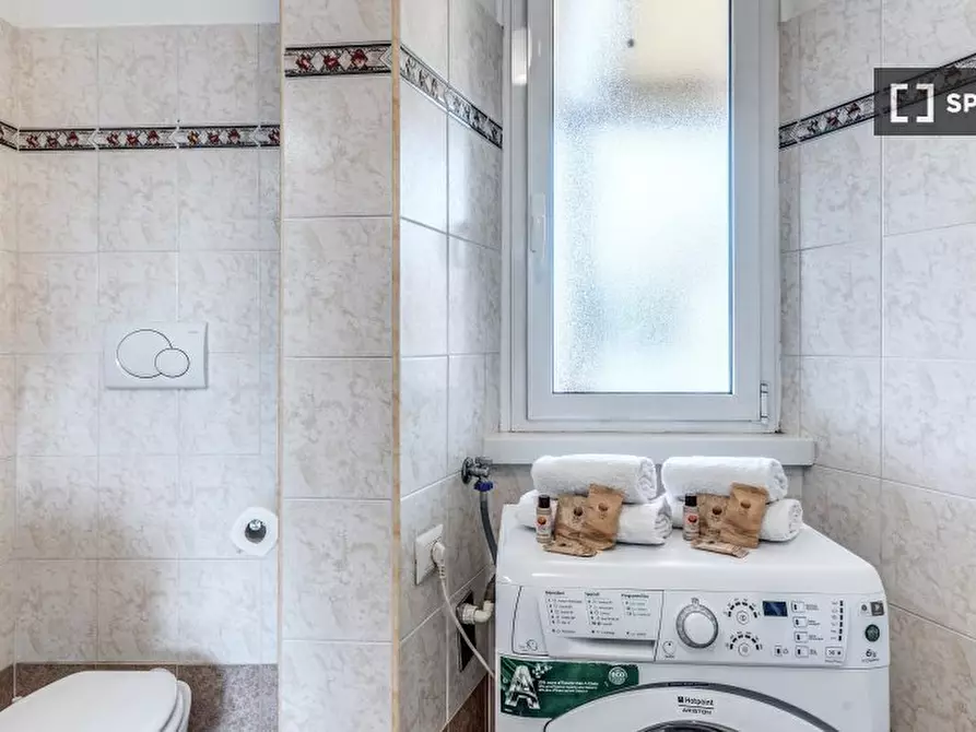 Immagine 7 di Appartamento in affitto  in Via dei Savorgnan a Roma