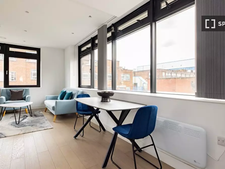 Immagine 10 di Appartamento in affitto  in Harlequin Ave a Hounslow