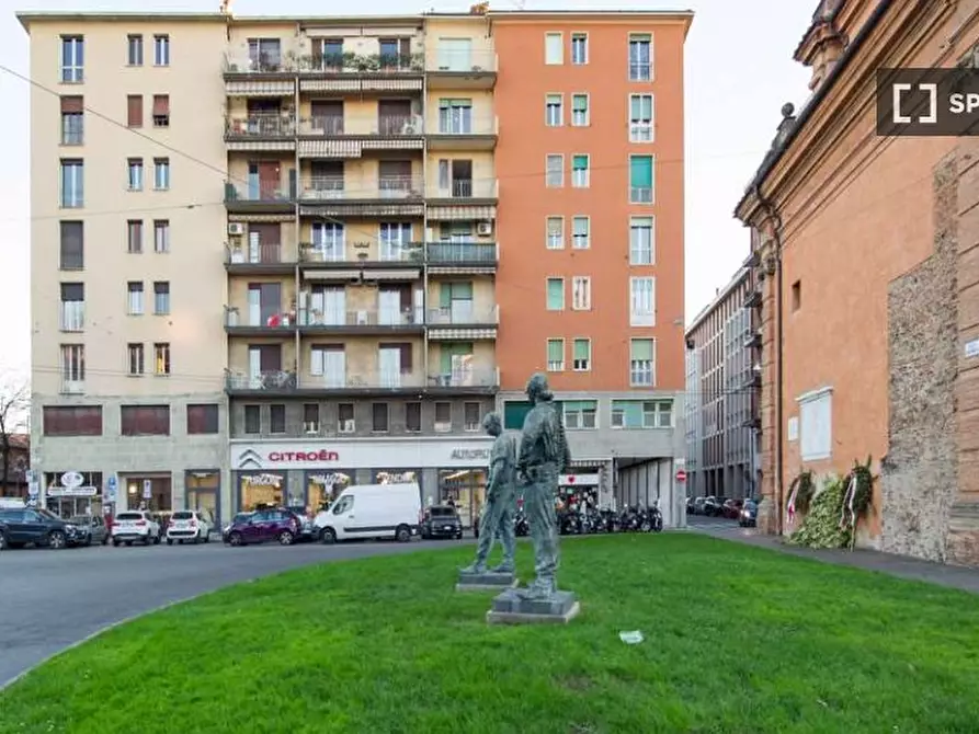Immagine 18 di Camera condivisa in affitto  in Piazza VII Novembre a Bologna