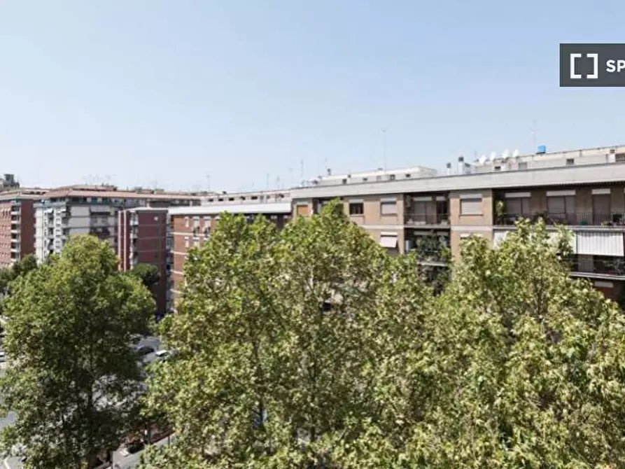 Immagine 17 di Camera condivisa in affitto  in Via Nocera Umbra a Roma