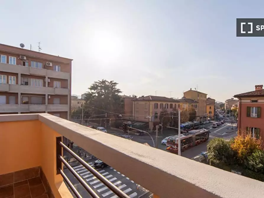 Immagine 17 di Appartamento in affitto  in Via Giuseppe Massarenti a Bologna
