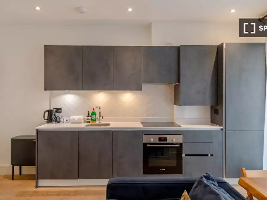 Immagine 9 di Appartamento in affitto  in flat a Poplar