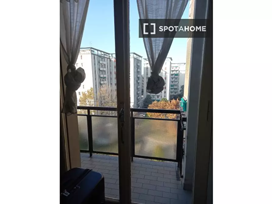 Immagine 8 di Camera condivisa in affitto  in Via Nino Bertocchi a Bologna
