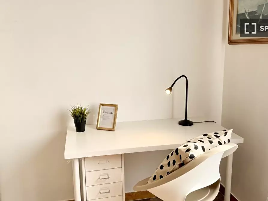 Immagine 6 di Camera condivisa in affitto  in VIA CADUTI DI CEFALONIA a Firenze