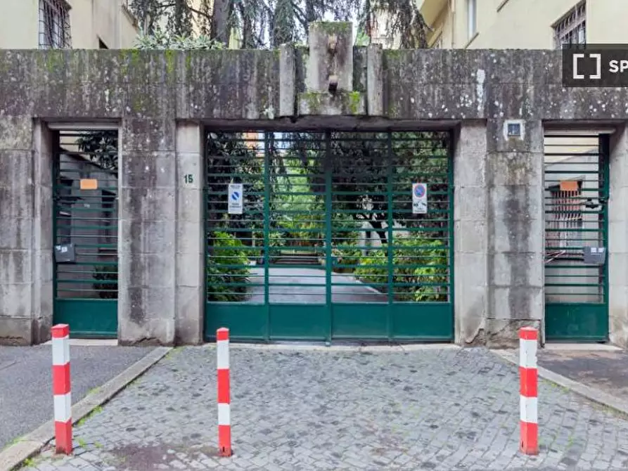 Immagine 19 di Camera condivisa in affitto  in Via Benaco a Roma