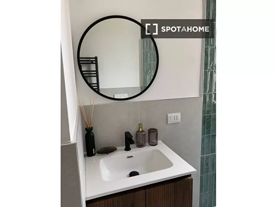 Immagine 5 di Appartamento in affitto  in Via Angelo del Bon a Milano