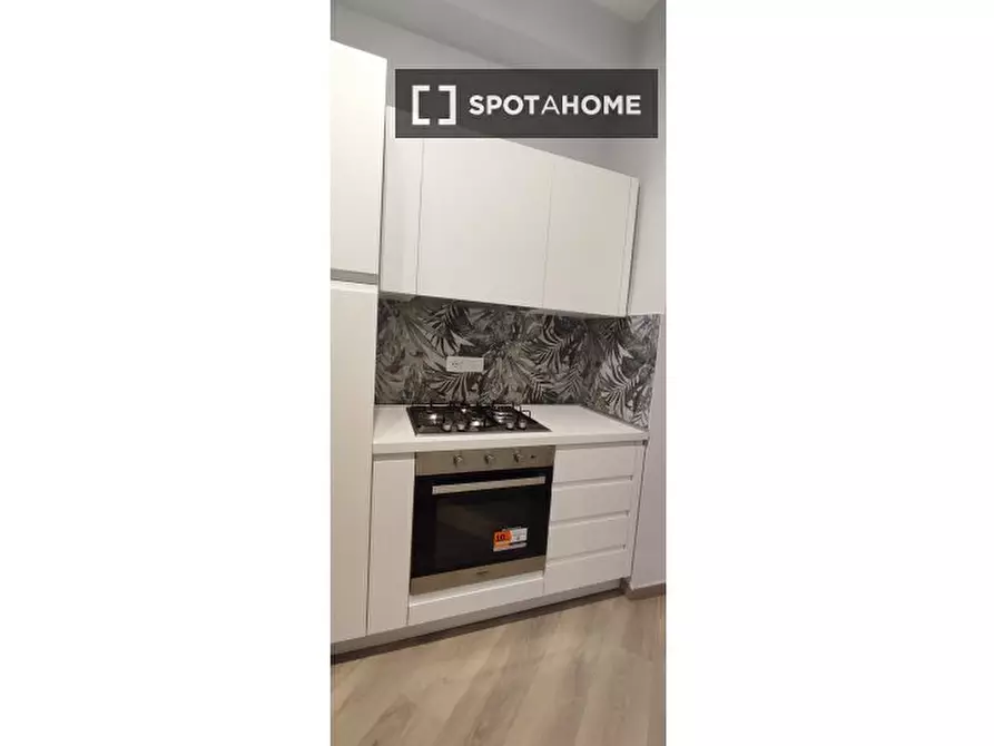 Immagine 6 di Ufficio in affitto  in Piazza Alfonso Neuschuler a Roma