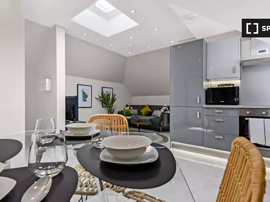 Immagine 15 di Appartamento in affitto  in Flat Goldman House - 122 Wembley Park drive HA9 8HP a Brent