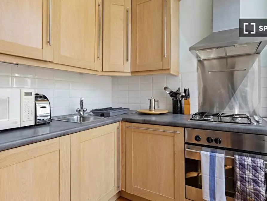 Immagine 2 di Appartamento in affitto  in Penywern Rd a Kensington
