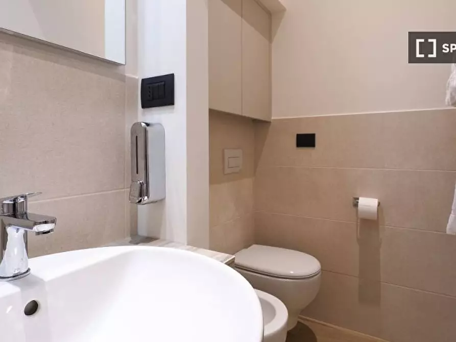 Immagine 3 di Ufficio in affitto  in Via Paolo Frisi a Milano