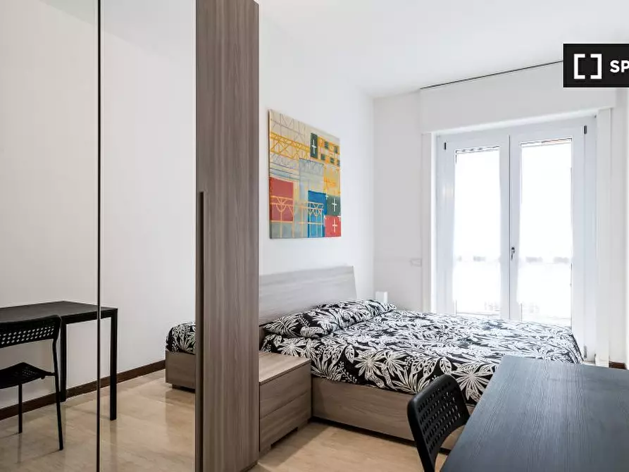 Immagine 15 di Camera condivisa in affitto  in Via Francesco de Sanctis a Milano