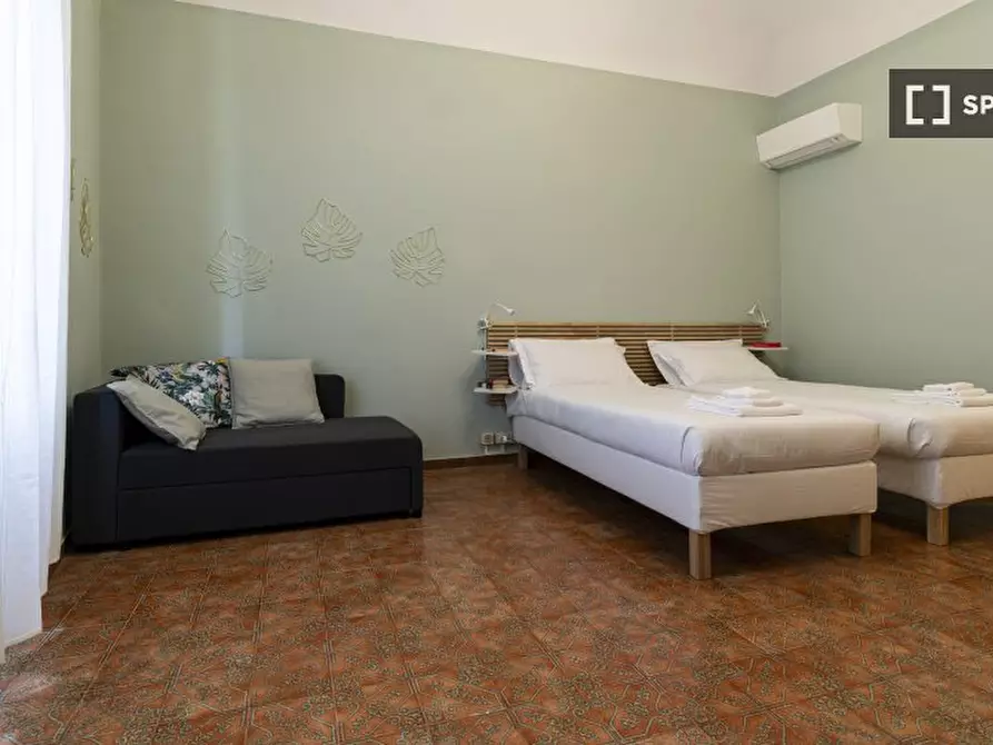 Immagine 9 di Appartamento in affitto  in Via Castiglione a Bologna