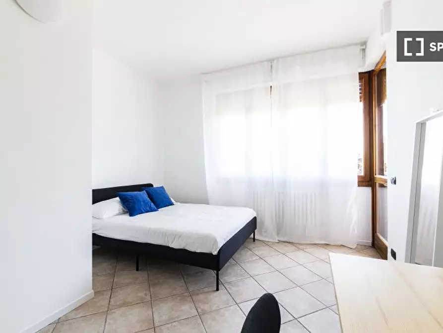 Immagine 1 di Camera condivisa in affitto  in Via Melchiorre Gioia a Milano